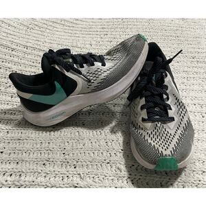 Nike Air Zoom Sneakers Winflo 6 Hyper Jade Womens Size 8 EU 39 AQ8228-001 *Flaw
